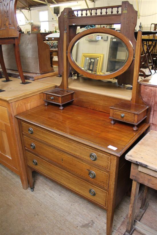 Inlaid dressing table with oval mirror